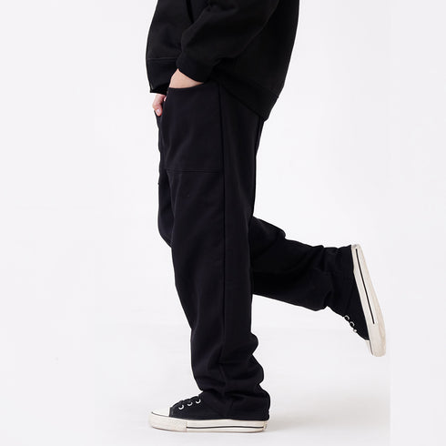 FRONT POCKET BLACK KNITTED TROUSER