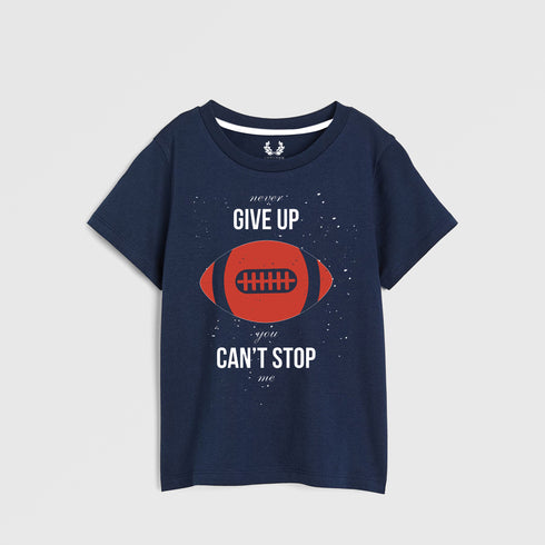 NEVER GIVE UP GRAPHIC T-SHIRT
