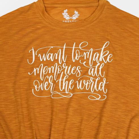 Memories Graphic Crop Tee