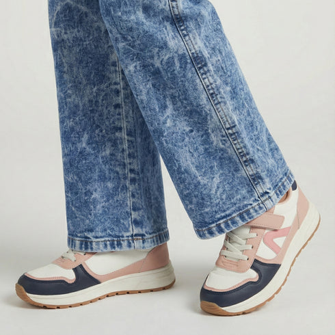 Bleached Wide Leg Cargo Jeans