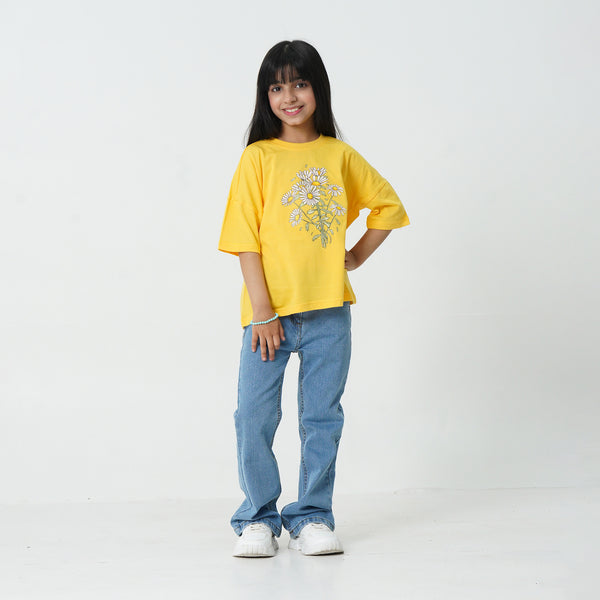 Daisy Flower Yellow Graphic Tee