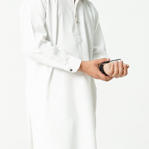 White Shalwar Kameez Close up